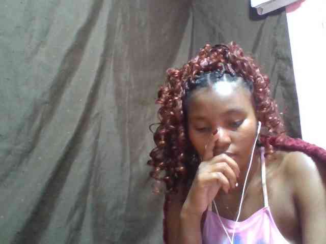 NoeLah webcam