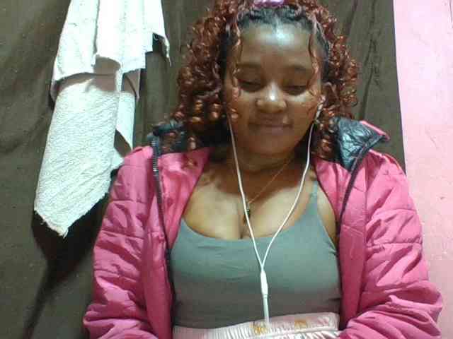 NoeLah webcam