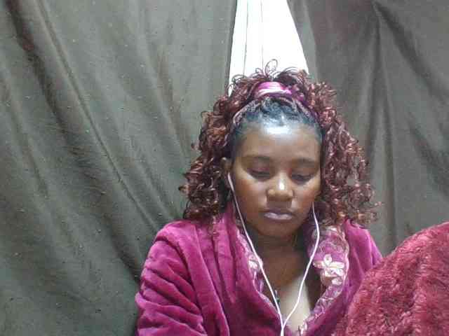 NoeLah webcam