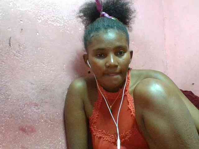 NoeLah webcam