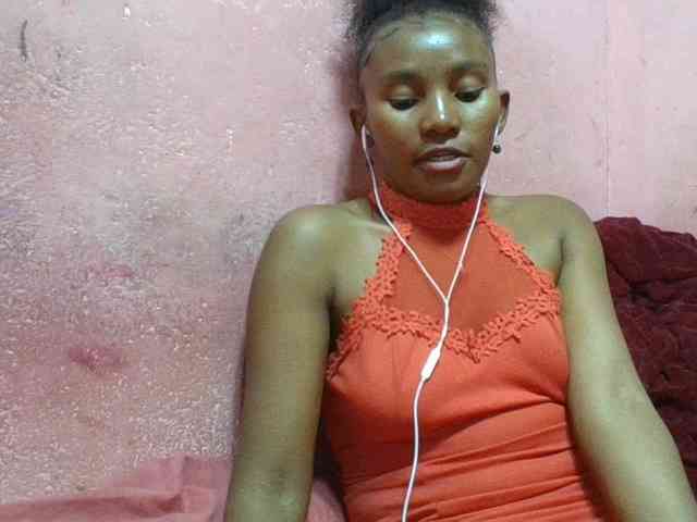NoeLah webcam