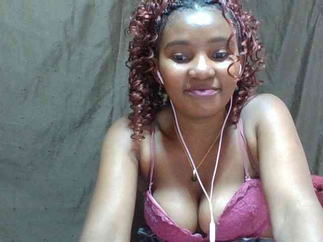 NoeLah webcam