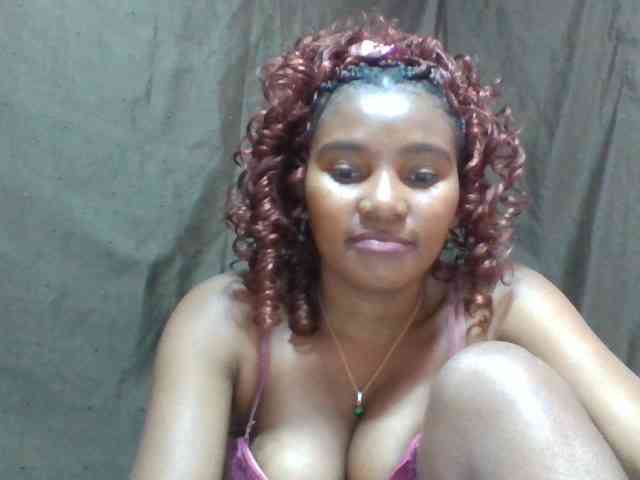 NoeLah webcam
