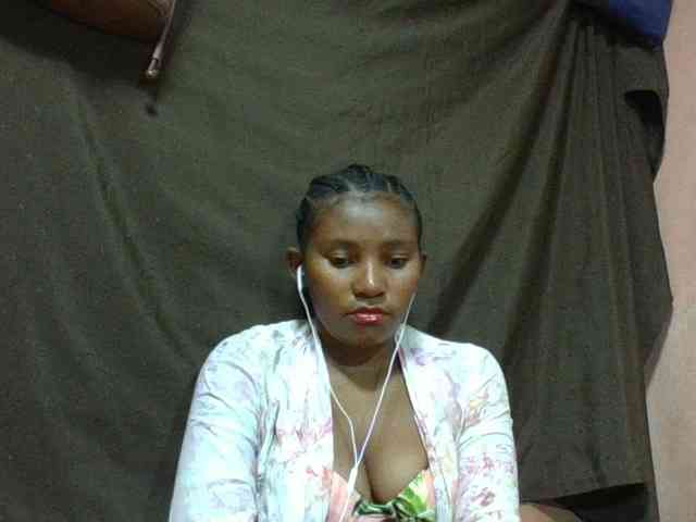 NoeLah webcam
