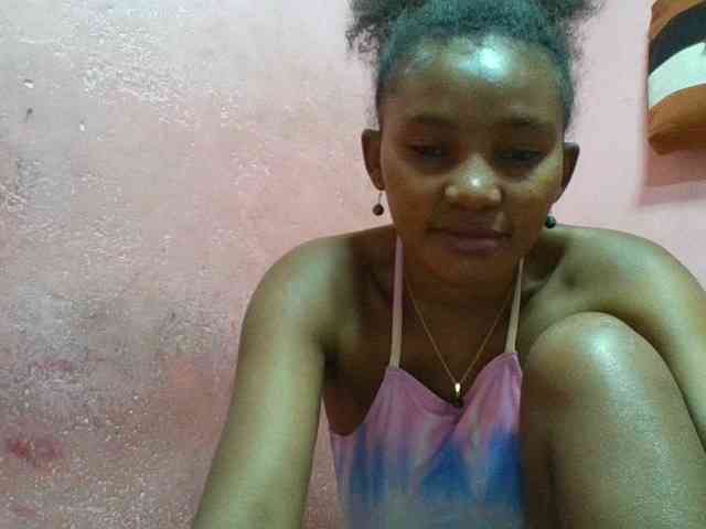 NoeLah webcam