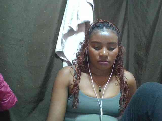 NoeLah webcam