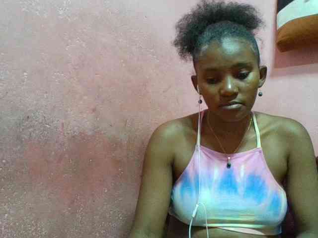 NoeLah webcam