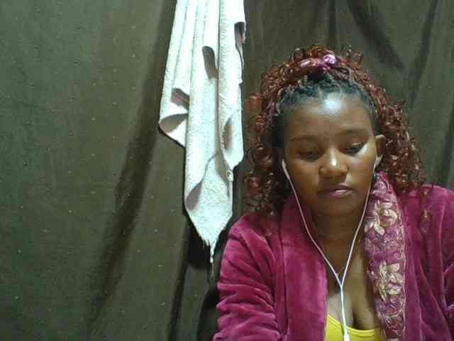 NoeLah webcam