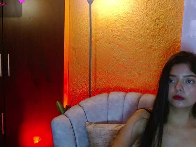  ZashaFoxxy chat room