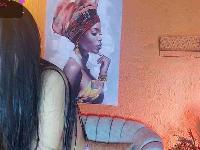 ZashaFoxxy webcam