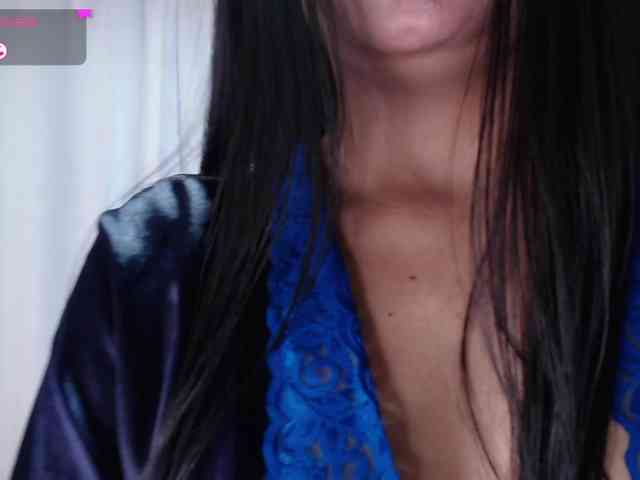 ZashaFoxxy webcam