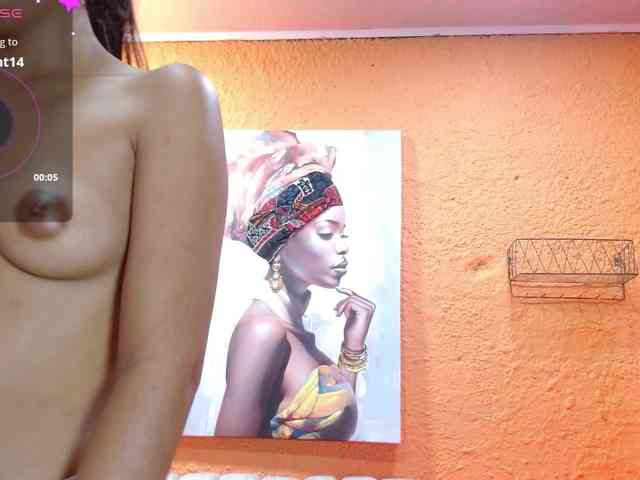 ZashaFoxxy webcam