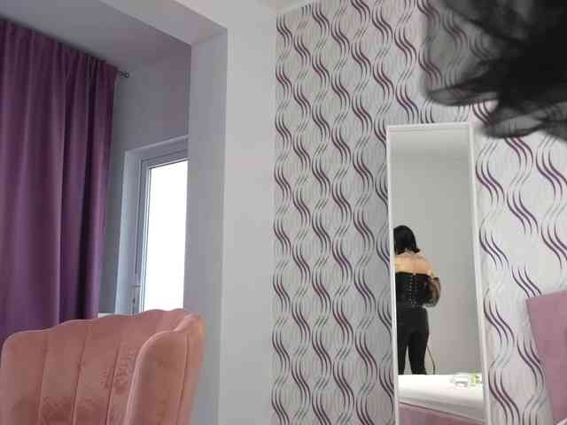 YourScarlet webcam
