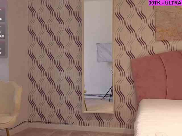 YourScarlet webcam