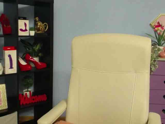 SamanthaDarling SamanthaDarling