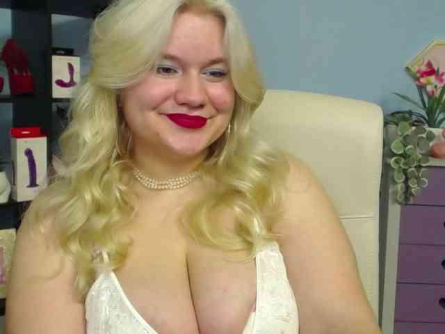 SamanthaDarling SamanthaDarling