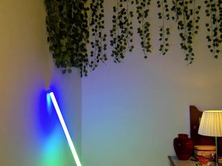 Ariana-Sunset Porn Show