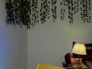 Ariana-Sunset Porn Show