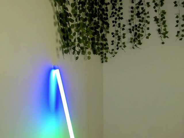 Ariana-Sunset's BongaCams show and profile