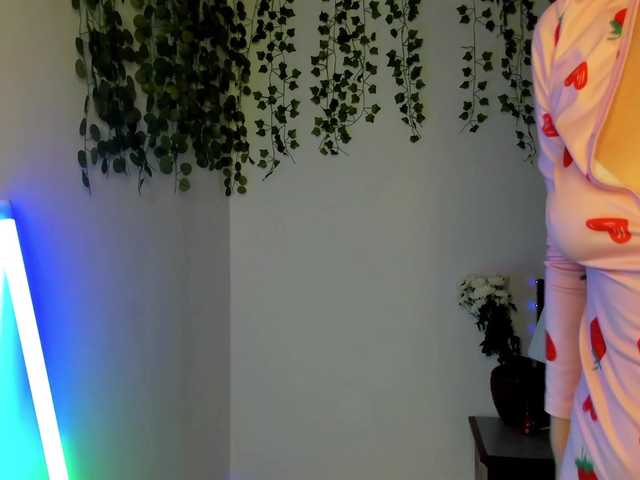 Ariana-Sunset's BongaCams show and profile