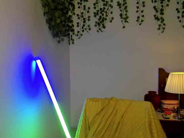 Ariana-Sunset Ariana-Sunset