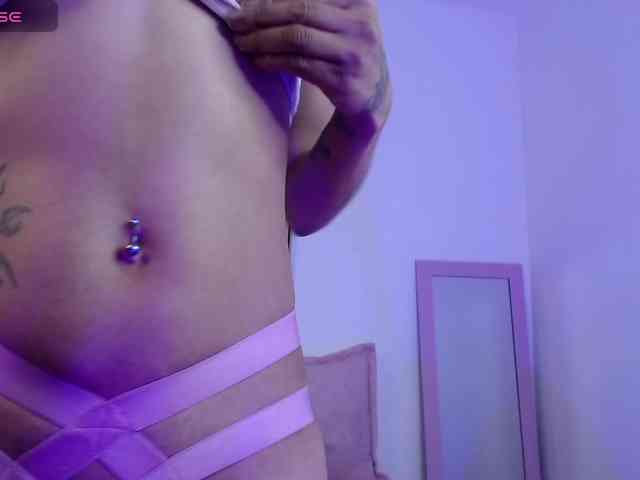 Nicolee03 webcam