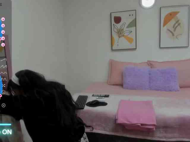 Nicolee03 Live Webcam on BongaCams
