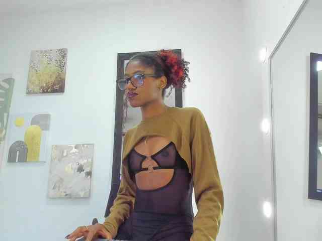 Zoee-Lane webcam