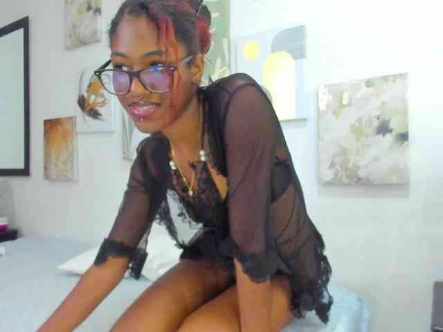 Zoee-Lane webcam