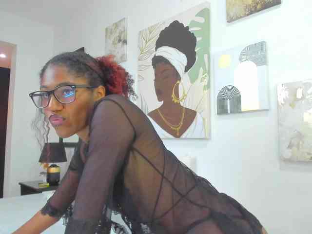 Zoee-Lane webcam
