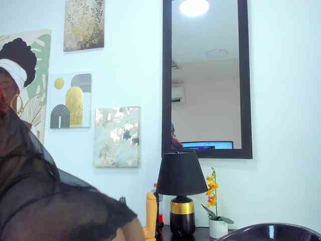 Zoee-Lane webcam