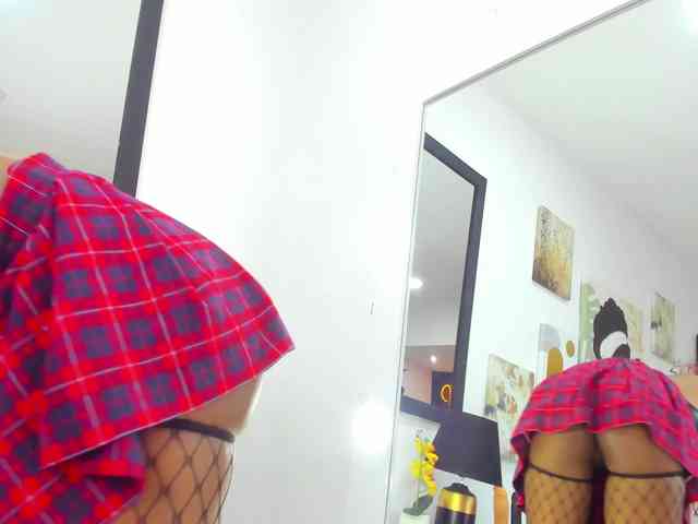 Zoee-Lane webcam