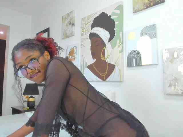 Zoee-Lane webcam