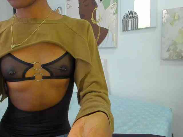 Zoee-Lane webcam