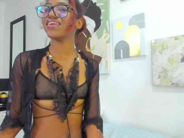 Zoee-Lane webcam