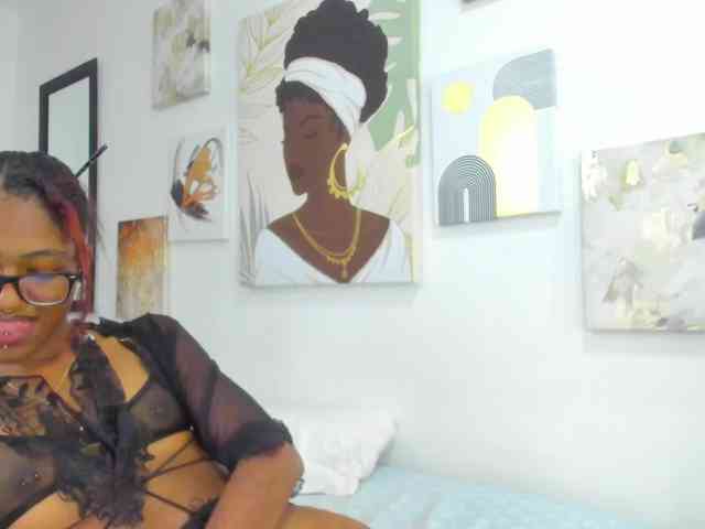 Zoee-Lane webcam