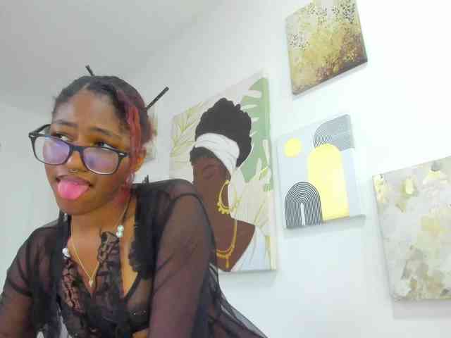 Zoee-Lane webcam