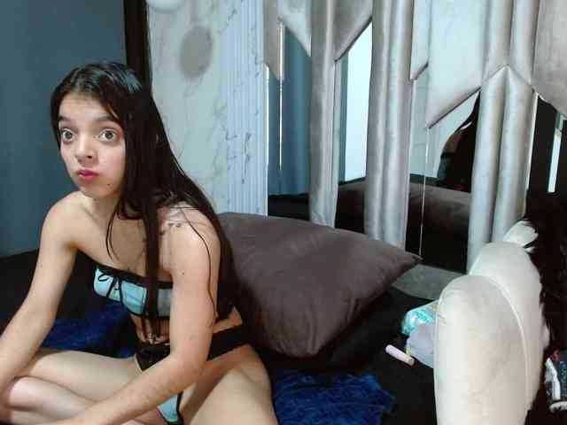 thaliaaparkerr webcam