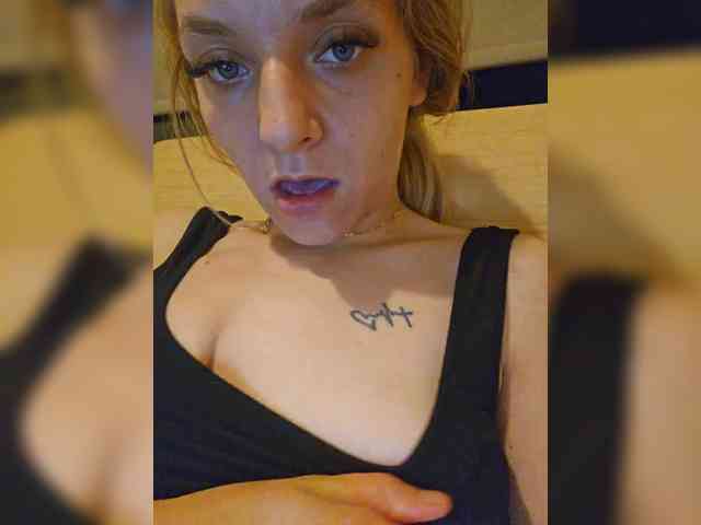 voyeur nude Thess691