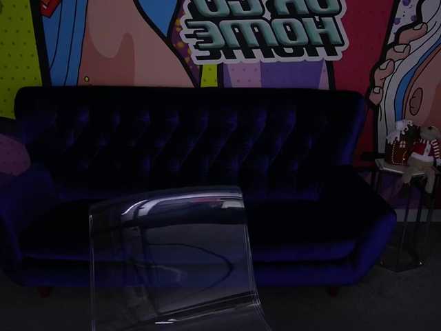 LunaLicks's BongaCams show and profile