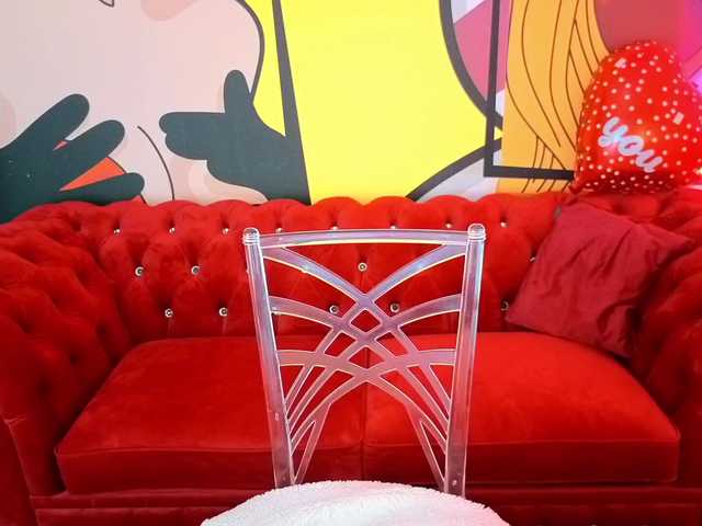 LunaLicks's BongaCams show and profile