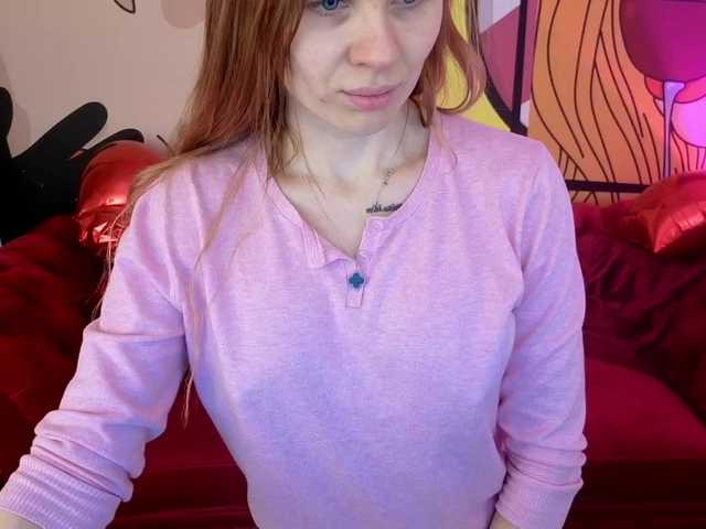 LunaLicks's BongaCams show and profile