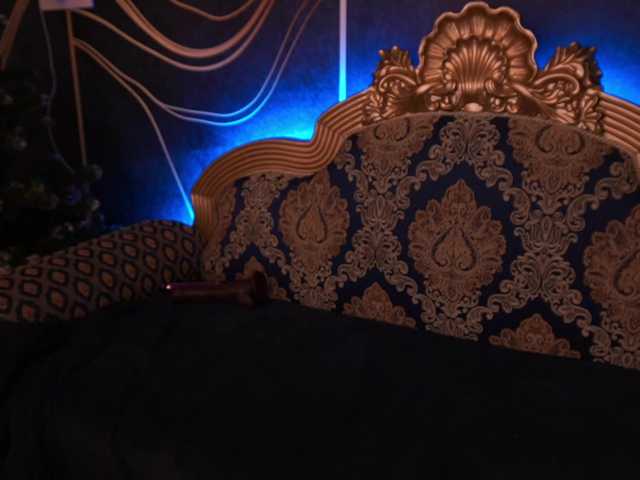 LunaLicks Live Cam on BongaCams