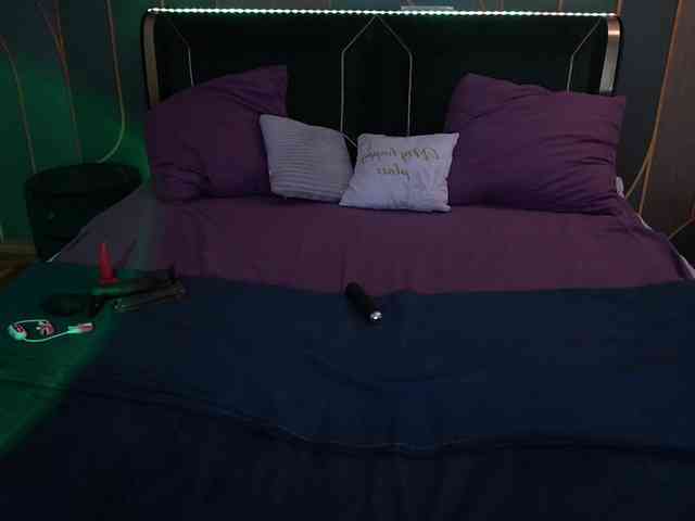 LunaLicks webcam