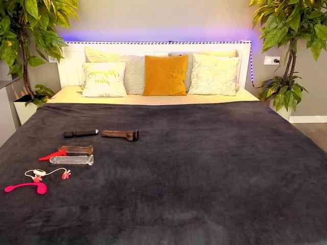 LunaLicks webcam