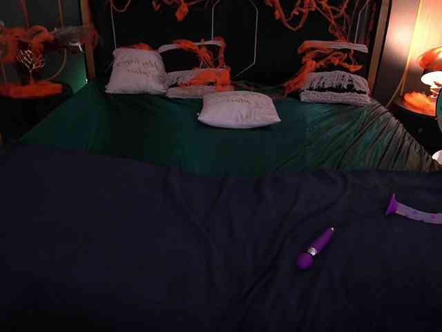 LunaLicks webcam