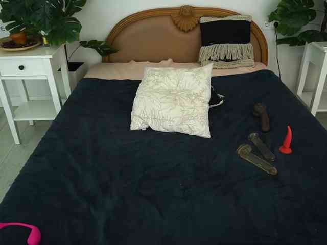LunaLicks webcam
