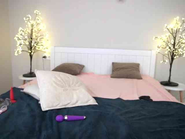 LunaLicks webcam