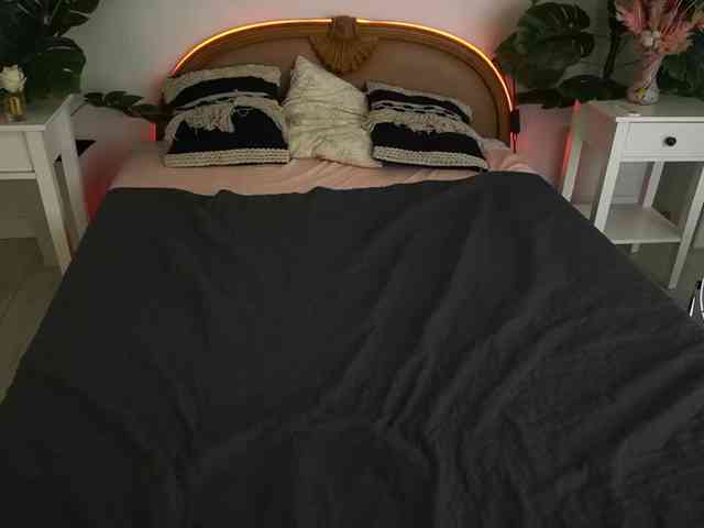 LunaLicks webcam