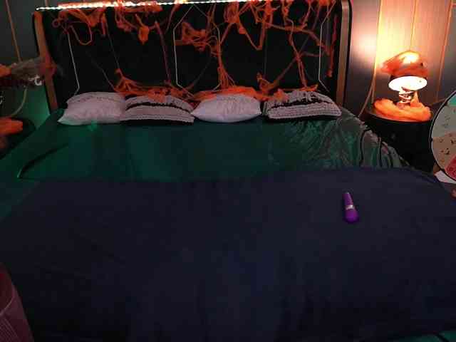 LunaLicks webcam